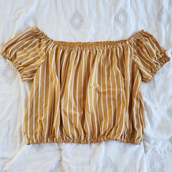 American Eagle Outfitters Tops - American Eagle Crop Top Off the Shoulder Size XL